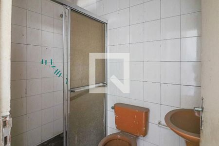 Casa à venda com 193m², 3 quartos e 6 vagasBanheiro 2