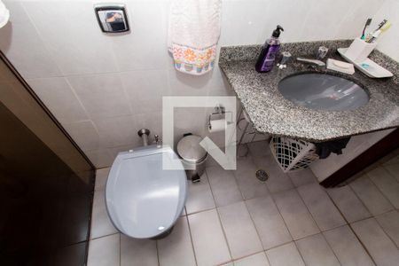 Casa à venda com 380m², 2 quartos e 3 vagasBanheiro 1