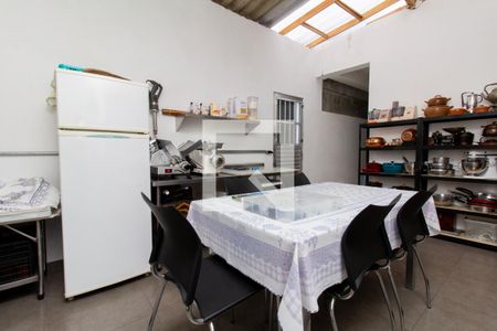 Casa à venda com 380m², 2 quartos e 3 vagasCozinha