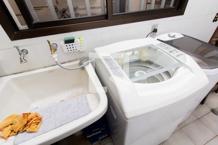 Casa à venda com 380m², 2 quartos e 3 vagasÁrea de Serviço