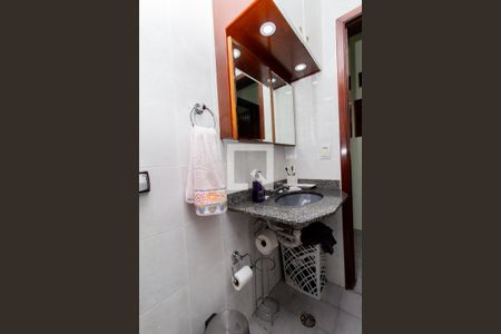 Casa à venda com 380m², 2 quartos e 3 vagasBanheiro 1