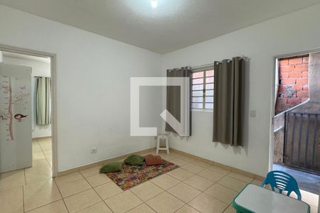Sala de casa para alugar com 2 quartos, 60m² em Vila Engenho Novo, Barueri