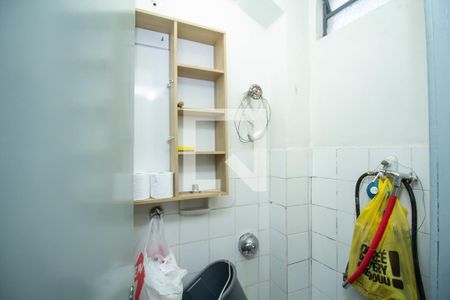 Apartamento à venda com 87m², 2 quartos e sem vagaBanheiro de serviço