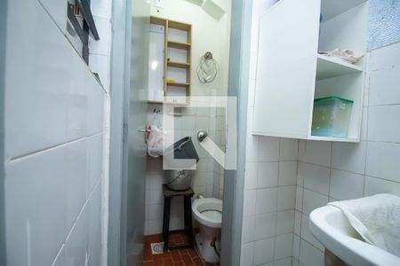 Apartamento à venda com 87m², 2 quartos e sem vagaBanheiro de serviço