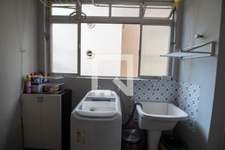 Apartamento à venda com 75m², 3 quartos e 1 vagaÁrea de Serviço