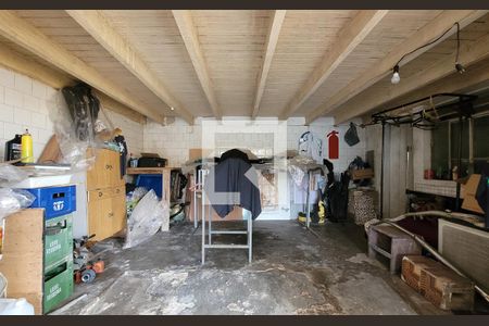 Casa à venda com 250m², 2 quartos e 3 vagasGaragem