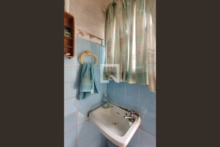 Casa à venda com 250m², 2 quartos e 3 vagasBanheiro