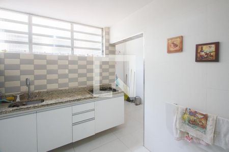 Apartamento à venda com 90m², 2 quartos e sem vagaCozinha