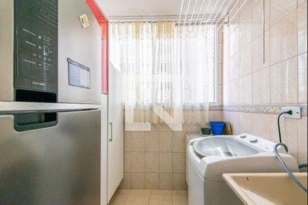 Apartamento à venda com 64m², 3 quartos e 1 vagaÁrea de Serviço