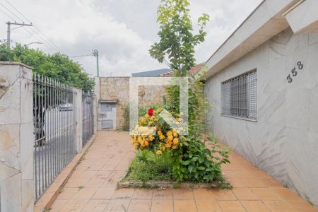 Casa à venda com 360m², 2 quartos e 6 vagasEntrada