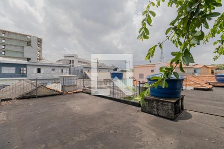 Casa à venda com 360m², 2 quartos e 6 vagasÁrea Externa