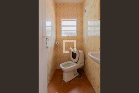 Casa à venda com 360m², 2 quartos e 6 vagasBanheiro de Serviço