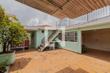 Casa à venda com 360m², 2 quartos e 6 vagasQuintal
