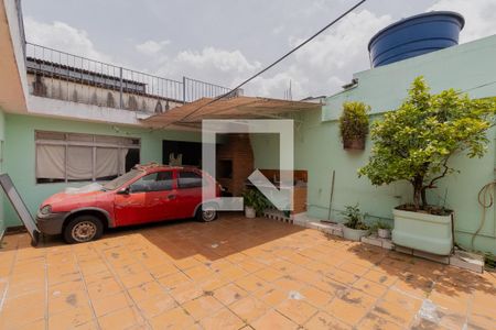 Casa à venda com 360m², 2 quartos e 6 vagasQuintal