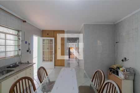 Casa à venda com 360m², 2 quartos e 6 vagasCozinha