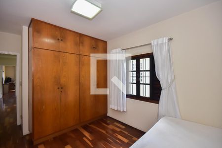 Casa à venda com 200m², 3 quartos e 3 vagasSuíte 