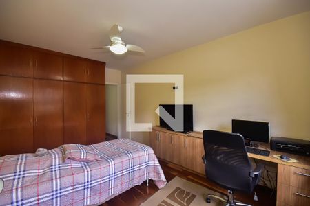 Casa à venda com 200m², 3 quartos e 3 vagasQuarto 1