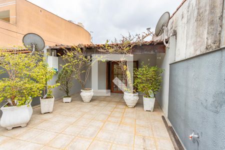 Casa à venda com 267m², 3 quartos e 2 vagas Casa à venda com 267m², 3 quartos e 2 vagasVaranda da suíte