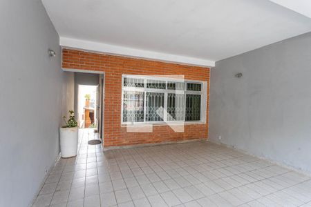 Casa à venda com 267m², 3 quartos e 2 vagas Casa à venda com 267m², 3 quartos e 2 vagasGaragem