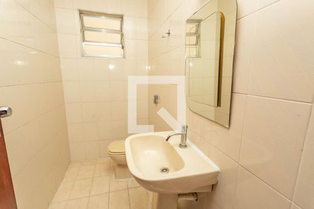 Casa à venda com 267m², 3 quartos e 2 vagas Casa à venda com 267m², 3 quartos e 2 vagasLavabo