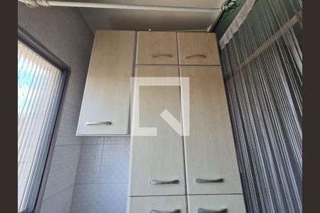 Apartamento à venda com 70m², 2 quartos e 1 vagaÁrea de Serviço