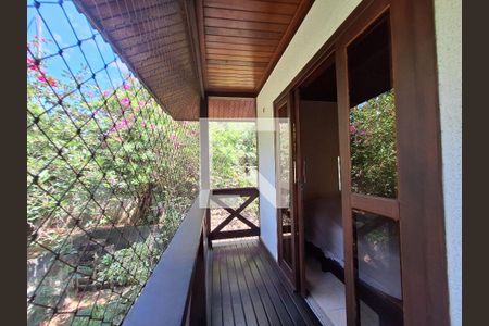 Casa à venda com 1037m², 5 quartos e 4 vagasVaranda da suíte 3