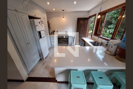 Casa à venda com 1037m², 5 quartos e 4 vagasCozinha