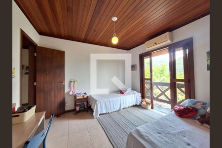 Casa à venda com 1037m², 5 quartos e 4 vagasSuíte 1