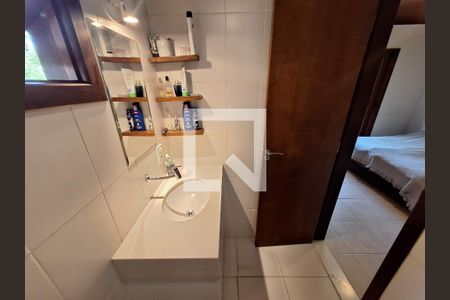 Casa à venda com 1037m², 5 quartos e 4 vagasBanheiro da suíte 3