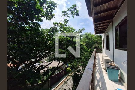 Casa à venda com 1037m², 5 quartos e 4 vagasÁrea de serviço