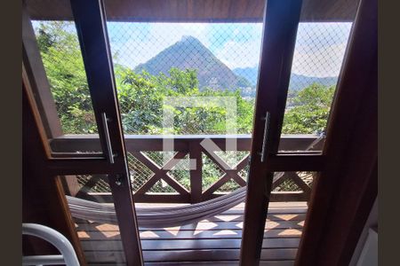 Casa à venda com 1037m², 5 quartos e 4 vagasVaranda das Suítes 1 e 2