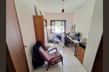 Casa à venda com 1037m², 5 quartos e 4 vagasQuarto 5