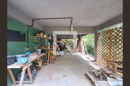 Casa à venda com 1037m², 5 quartos e 4 vagasÁrea externa