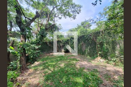 Casa à venda com 1037m², 5 quartos e 4 vagasÁrea externa