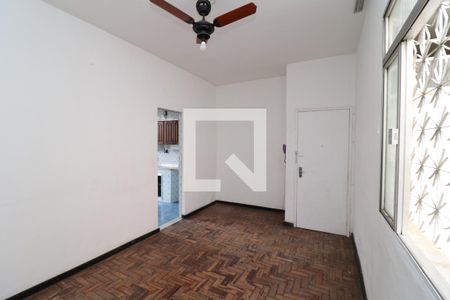 Sala de apartamento para alugar com 2 quartos, 56m² em Cacuia, Rio de Janeiro