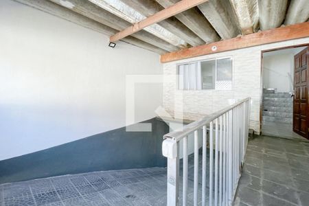 Casa à venda com 100m², 2 quartos e 2 vagasGaragem