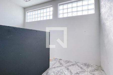 Casa à venda com 100m², 2 quartos e 2 vagasAcesso - Área de Serviço 