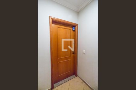 Apartamento para alugar com 135m², 4 quartos e 3 vagas Apartamento para alugar com 135m², 4 quartos e 3 vagasHall de entrada