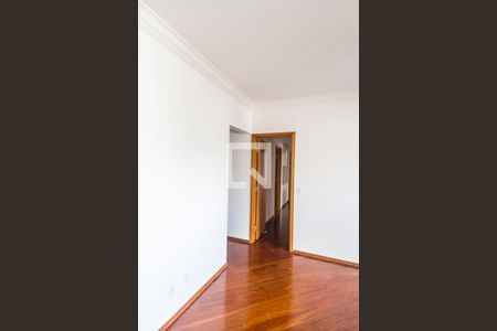 Apartamento para alugar com 135m², 4 quartos e 3 vagas Apartamento para alugar com 135m², 4 quartos e 3 vagasCorredor