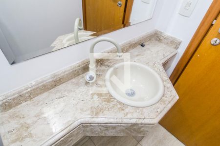 Apartamento para alugar com 135m², 4 quartos e 3 vagas Apartamento para alugar com 135m², 4 quartos e 3 vagasDetalhe do banheiro