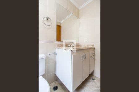 Apartamento para alugar com 135m², 4 quartos e 3 vagas Apartamento para alugar com 135m², 4 quartos e 3 vagasBanheiro da Suíte 2