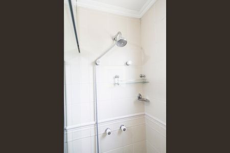 Apartamento para alugar com 135m², 4 quartos e 3 vagas Apartamento para alugar com 135m², 4 quartos e 3 vagasDetalhe do Banheiro da Suite