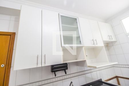Apartamento para alugar com 135m², 4 quartos e 3 vagas Apartamento para alugar com 135m², 4 quartos e 3 vagasDetalhe da cozinha