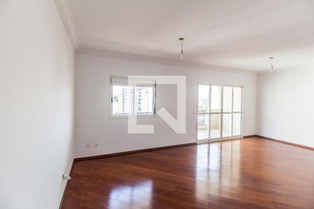 Apartamento para alugar com 135m², 4 quartos e 3 vagas Apartamento para alugar com 135m², 4 quartos e 3 vagasSala de estar