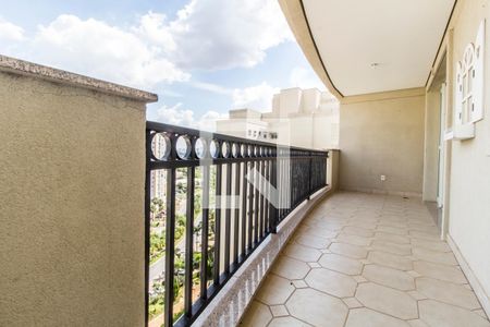 Apartamento para alugar com 135m², 4 quartos e 3 vagas Apartamento para alugar com 135m², 4 quartos e 3 vagasVaranda