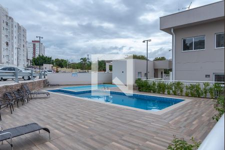 Apartamento à venda com 52m², 2 quartos e 1 vaga Apartamento à venda com 52m², 2 quartos e 1 vagaÁrea comum - Piscina