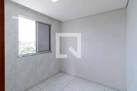 Quarto de apartamento para alugar com 2 quartos, 54m² em Santa Rosa, Belo Horizonte