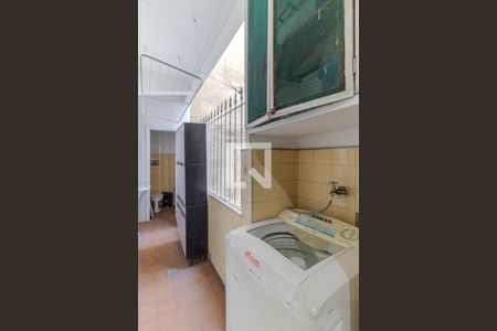 Apartamento para alugar com 106m², 2 quartos e sem vaga Apartamento para alugar com 106m², 2 quartos e sem vagaÁrea de Serviço