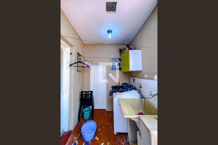 Casa à venda com 359m², 4 quartos e 2 vagasÁrea de Serviço