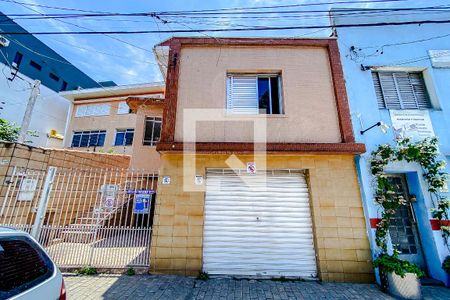 Casa à venda com 359m², 4 quartos e 2 vagasFachada